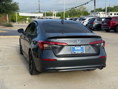 Used 2024 Honda Civic Sport image 3
