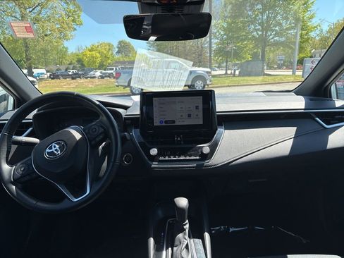 Used 2024 Toyota Corolla SE image 10