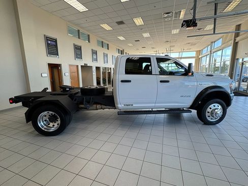 Used 2019 RAM 5500 Tradesman w/ Ambulance Prep Group image 53