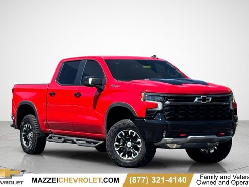 Used 2025 Chevrolet Silverado 1500 ZR2 AWD/4WD image 1