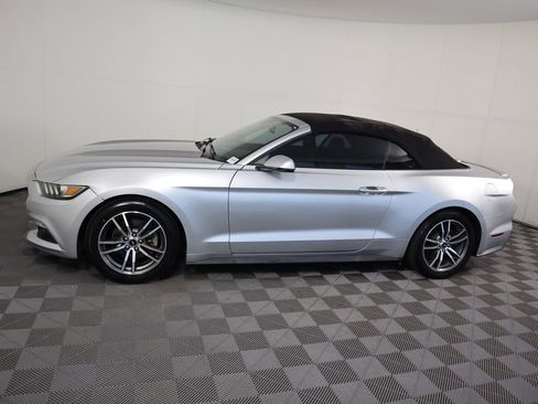 Used 2016 Ford Mustang Premium image 16
