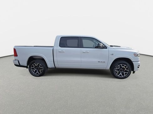 New 2026 RAM 1500 Laramie AWD/4WD image 4