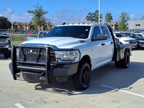 Used 2021 RAM 3500 Tradesman image 3