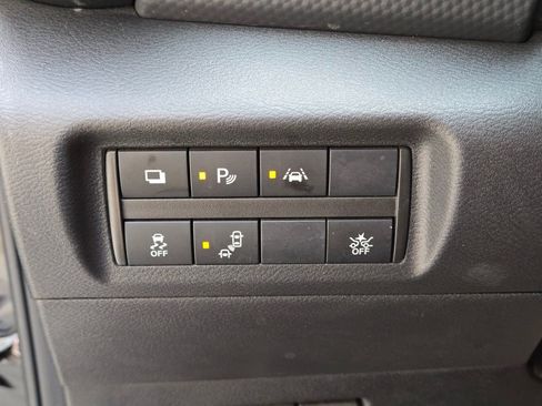 Used 2024 Nissan Kicks S FWD image 28