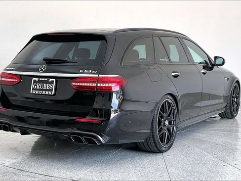 Used 2023 Mercedes-Benz E 63 AMG S image 2