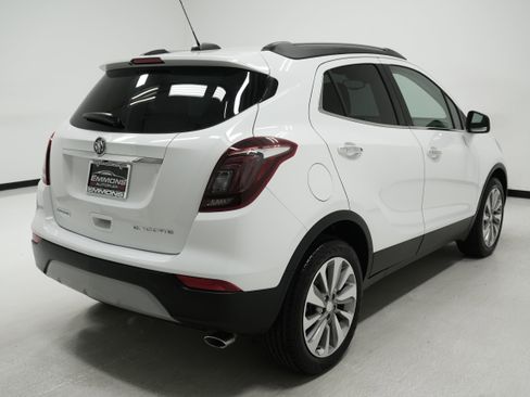Used 2020 Buick Encore Preferred image 4