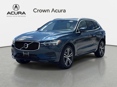 Used 2018 Volvo XC60 T5 Momentum w/ Vision Package