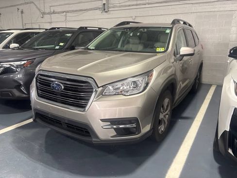 Used 2019 Subaru Ascent Premium AWD/4WD image 1