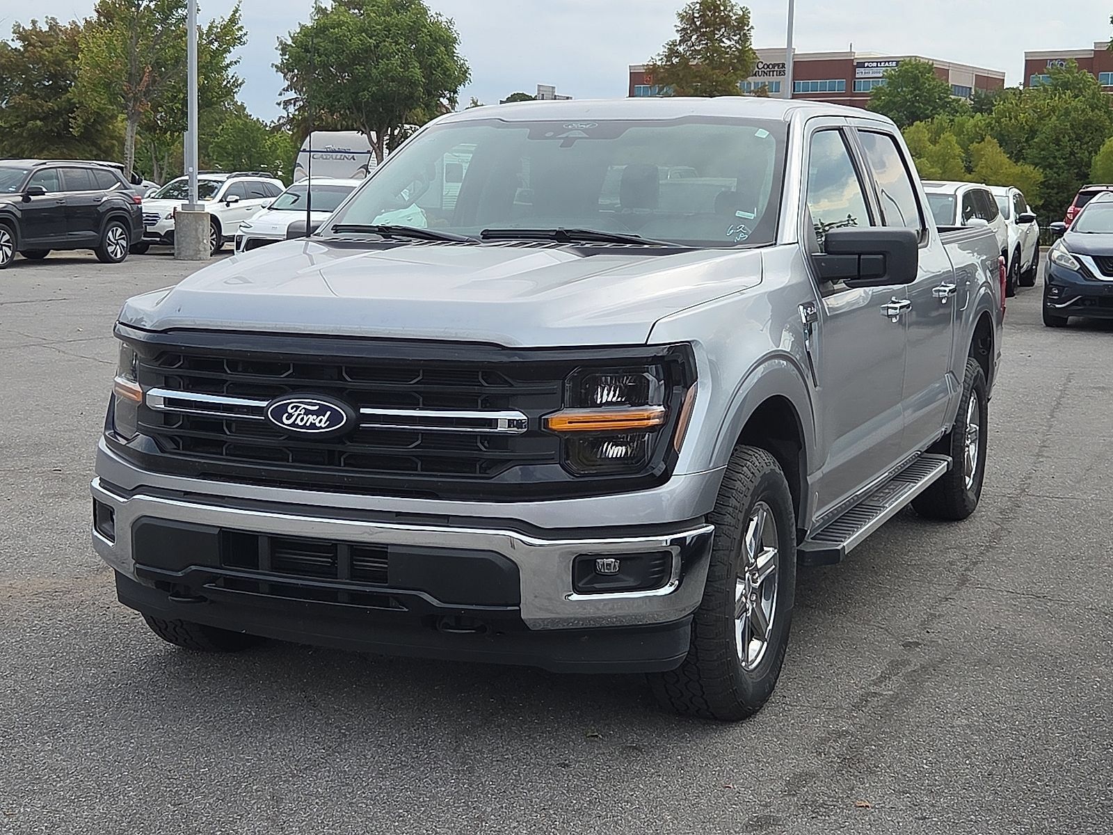 Used 2025 Ford F150 XLT w/ Equipment Group 301A Standard AWD/4WD image 2