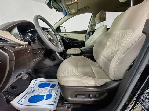 Used 2018 Hyundai Santa Fe SE AWD/4WD image 23