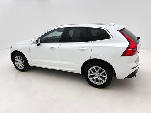 Used 2020 Volvo XC60 T5 Momentum image 10