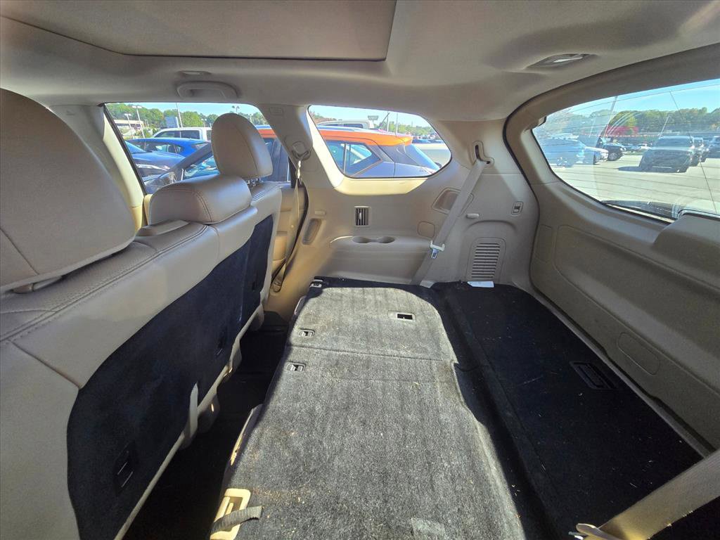 Used 2016 Nissan Pathfinder Platinum AWD/4WD image 6