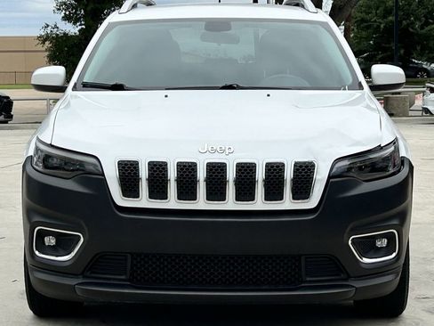 Used 2020 Jeep Cherokee Latitude FWD image 8