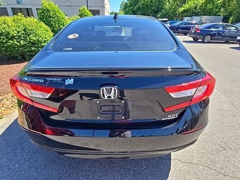 Used 2018 Honda Accord Sport image 7