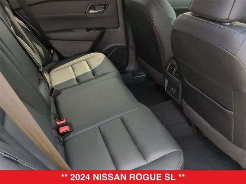 Certified 2024 Nissan Rogue SL image 28
