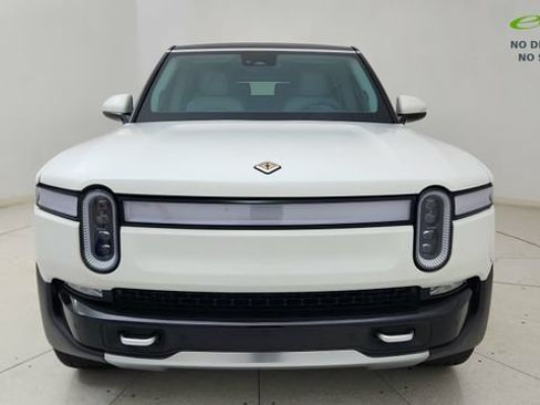 Used 2024 Rivian R1S Adventure AWD/4WD image 2