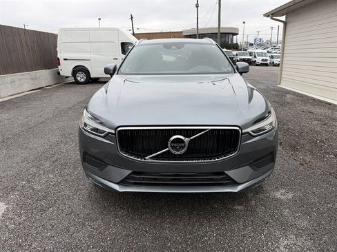 Used 2020 Volvo XC60 T5 Momentum image 4