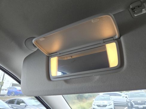 Used 2024 Buick Encore GX Sport Touring image 21