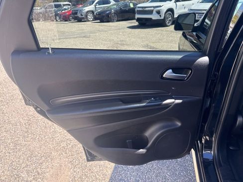 Used 2021 Dodge Durango SXT AWD/4WD image 20