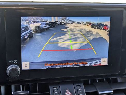 Used 2023 Toyota RAV4 XLE Premium image 18