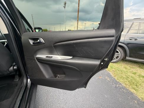 Used 2016 Dodge Journey SE w/ Flexible Seating Group FWD image 20