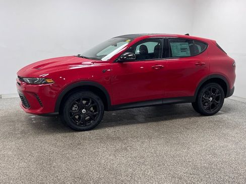 Used 2024 Dodge Hornet GT w/ GT Blacktop Package image 19