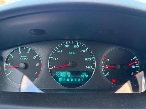 Used 2009 Chevrolet Impala LT w/ Luxury Edition Package image 17