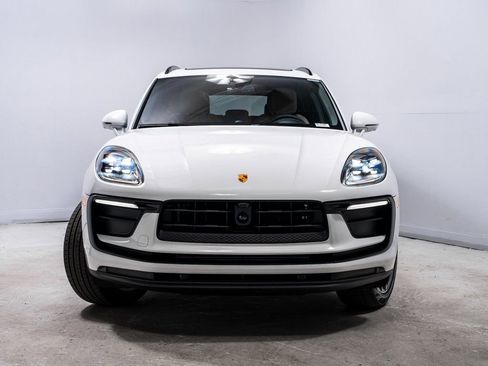 New 2026 Porsche Macan image 10
