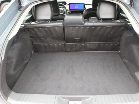 Certified 2023 Toyota Prius Prime FWD image 21