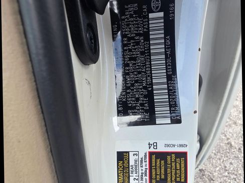 Used 2008 Toyota Avalon XLS FWD image 25