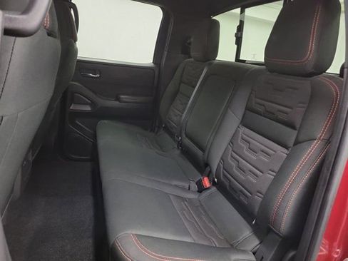 Certified 2024 Nissan Frontier Pro-X w/ Technology Package RWD image 11
