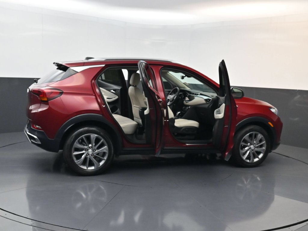 Used 2022 Buick Encore GX Essence w/ Advanced Technology Package FWD image 29