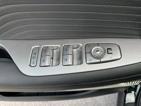 Used 2025 Hyundai Palisade Calligraphy FWD image 14