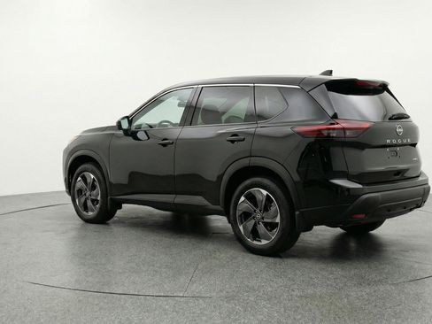 Used 2025 Nissan Rogue SV AWD/4WD image 6