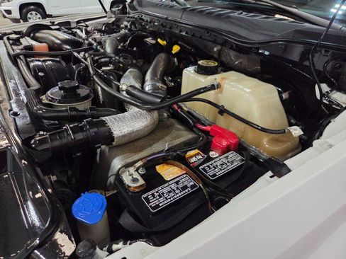 Used 2017 Ford F350 Platinum w/ Platinum Ultimate Package image 94