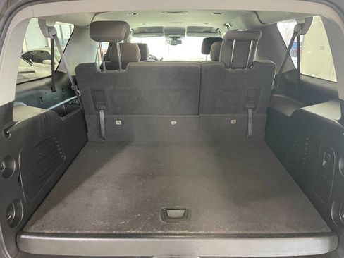 Used 2016 GMC Yukon XL SLE w/ Convenience Package image 8