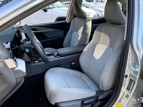 Certified 2026 Toyota Camry LE image 7