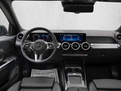 Used 2026 Mercedes-Benz GLB 250 image 26