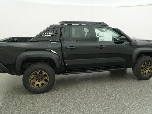 New 2026 Toyota Tacoma Trailhunter image 99