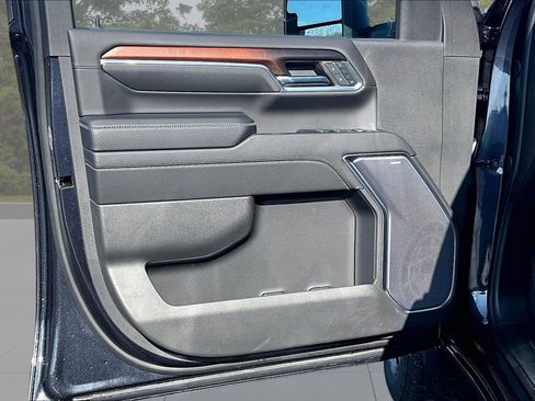 Used 2024 GMC Sierra 2500 Denali w/ Denali Reserve Package image 22