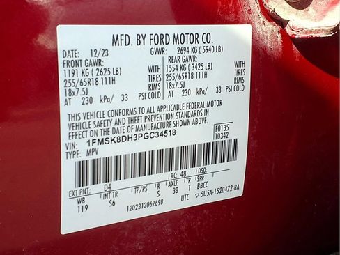 Used 2023 Ford Explorer XLT w/ Equipment Group 202A AWD/4WD image 25