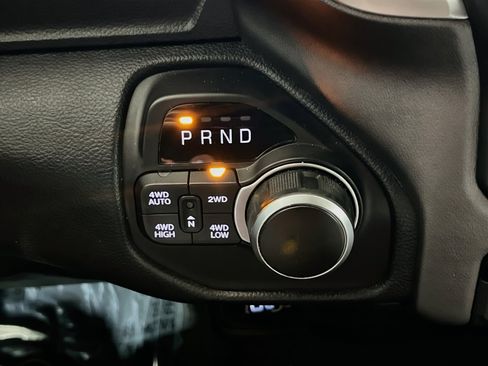 Used 2020 RAM 1500 Big Horn AWD/4WD image 12