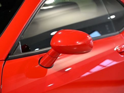 Used 2014 Dodge Challenger R/T RWD image 18