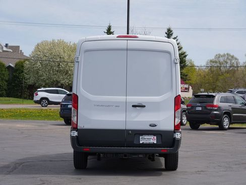 Used 2016 Ford Transit 150 130 Medium Roof RWD image 4