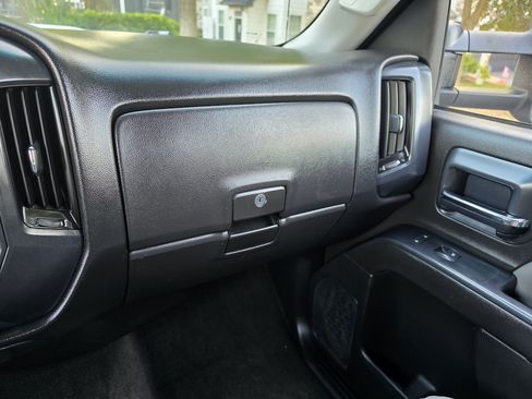 Used 2015 GMC Sierra 2500 2WD Crew Cab image 30