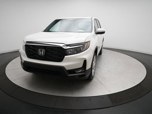 Used 2025 Honda Passport EX-L image 34