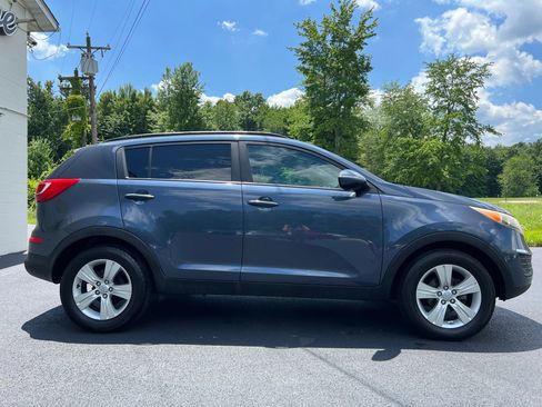 Used 2011 Kia Sportage LX w/ Convenience Pkg image 6