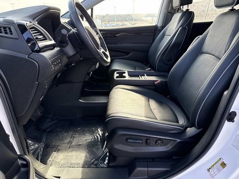 Used 2023 Honda Odyssey Elite image 25
