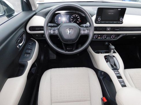 Used 2024 Honda HR-V LX image 11
