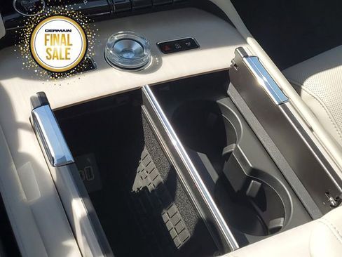 New 2025 Lincoln Navigator Reserve image 29